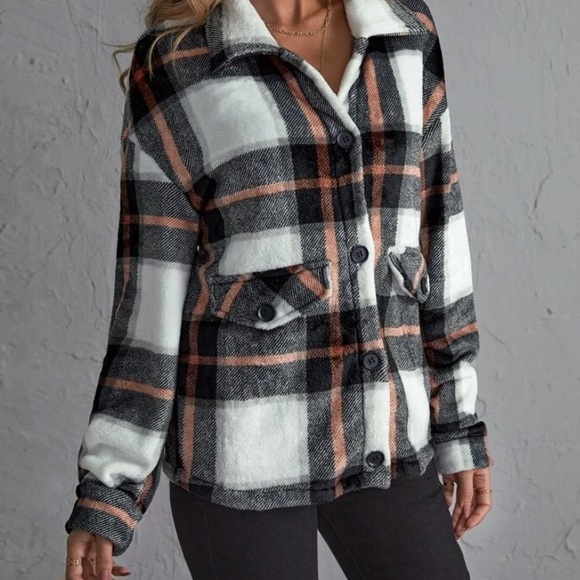 plaid print top or jacket - Picture 2 of 6